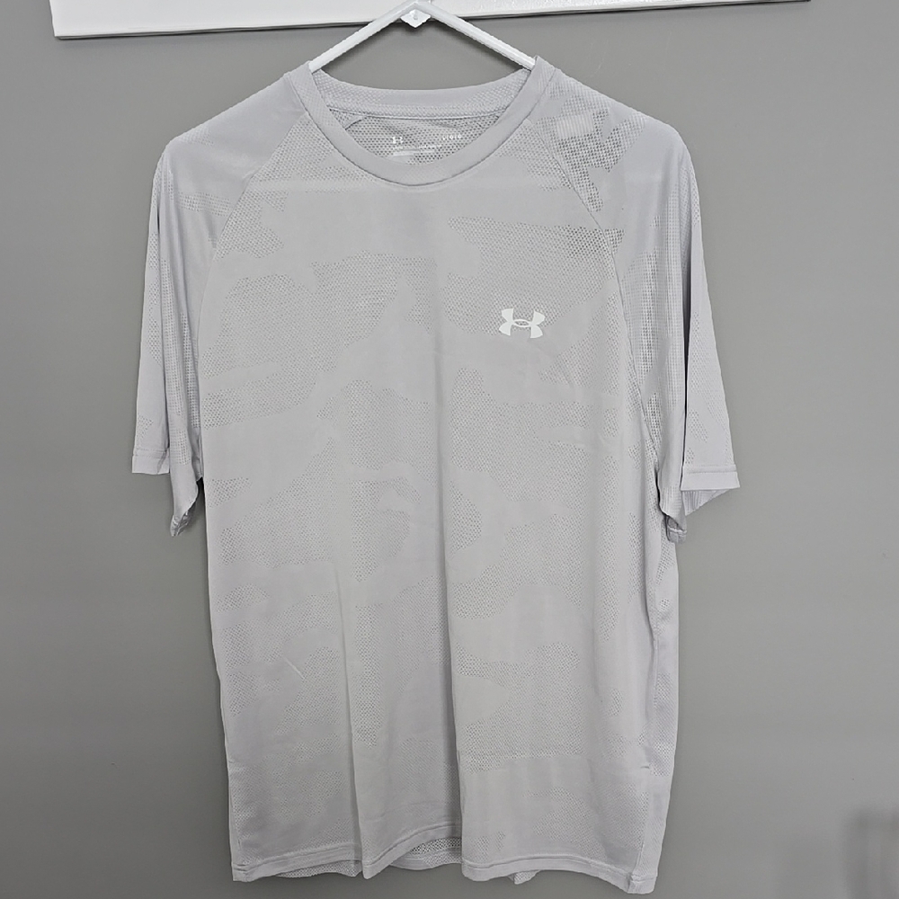 Under Armour Men's Gray Jacquard T-Shirt